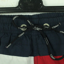Laden Sie das Bild in den Galerie-Viewer, Vintage TOMMY HILFIGER Sportshorts Gr. M blau mit Logo Stickerei Shorts