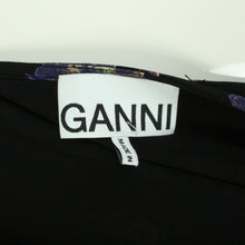 Laden Sie das Bild in den Galerie-Viewer, Second Hand GANNI Wickelkleid Gr. 36 schwarz mehrfarbig geblümt Kleid (*)