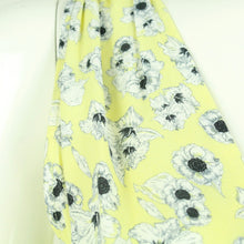 Laden Sie das Bild in den Galerie-Viewer, Second Hand ZARA Kleid Gr. S gelb schwarz weiß geblümt (*)