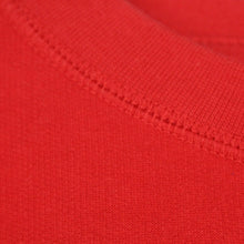 Laden Sie das Bild in den Galerie-Viewer, Vintage Sweatshirt Gr. M rot mit Print und Backprint
