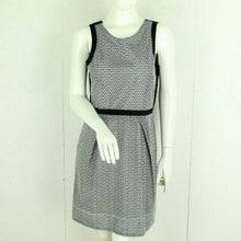Laden Sie das Bild in den Galerie-Viewer, Second Hand CLAUDIE PIERLOT Kleid Gr. 40 schwarz weiß gemustert (*)