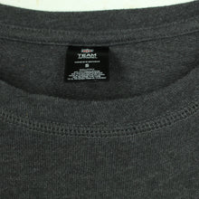 Laden Sie das Bild in den Galerie-Viewer, Second Hand TEAM APPAREL NFL Sweatshirt Gr. S grau mit Print "49ers San Francisco" (*)