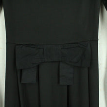 Laden Sie das Bild in den Galerie-Viewer, Second Hand TWIN SET Kleid Gr. L schwarz Wickeloptik (*)