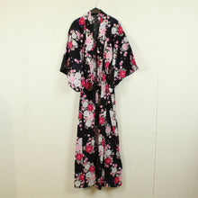 Laden Sie das Bild in den Galerie-Viewer, Vintage Kimono Gr. one size schwarz rosa geblümt