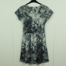 Laden Sie das Bild in den Galerie-Viewer, Second Hand FALL WINTER SPRING SUMMER Kleid Gr. S schwarz grau Skaterkleid (*)