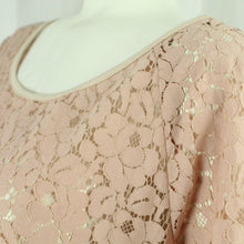 Laden Sie das Bild in den Galerie-Viewer, Second Hand MINX Spitzenbluse Gr. 40 rosa uni Spitze Bluse NEU(*)