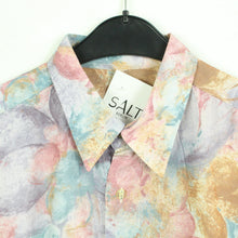 Laden Sie das Bild in den Galerie-Viewer, Vintage 90s Crazy Pattern Hemd Gr. L bunt gemustert kurzarm (*)