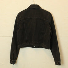 Laden Sie das Bild in den Galerie-Viewer, Second Hand ASOS Jeansjacke Gr. 38 grau (*)