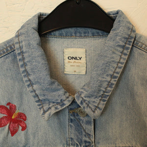Second Hand ONLY Jeansjacke Gr. 38 blau mit Stickerei (*)