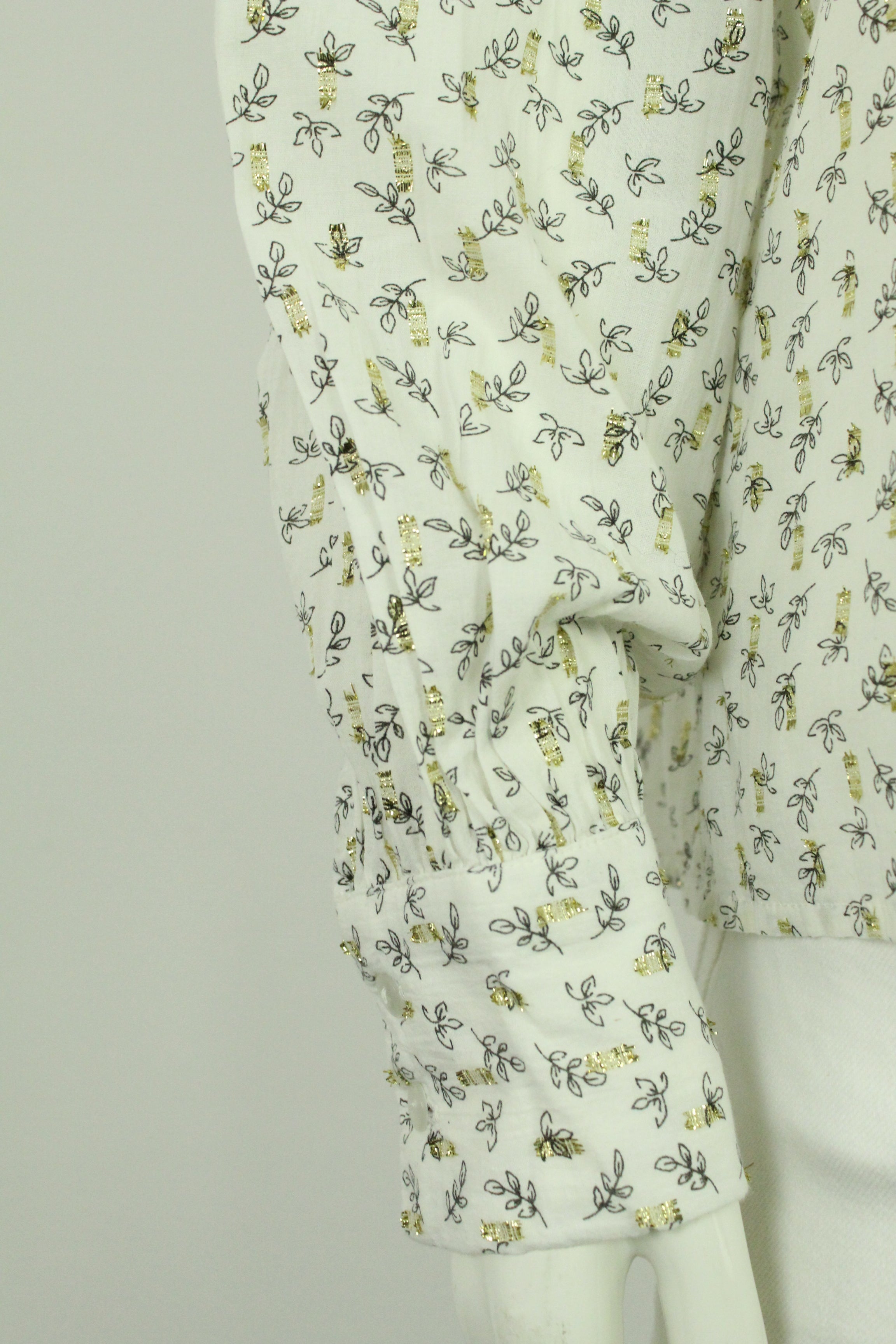 Second Hand LOLLYS LAUNDRY Bluse Gr. S weiß geblümt (*)