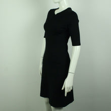 Laden Sie das Bild in den Galerie-Viewer, Second Hand FILIPPA K Kleid Gr. S schwarz uni kurzarm (*)