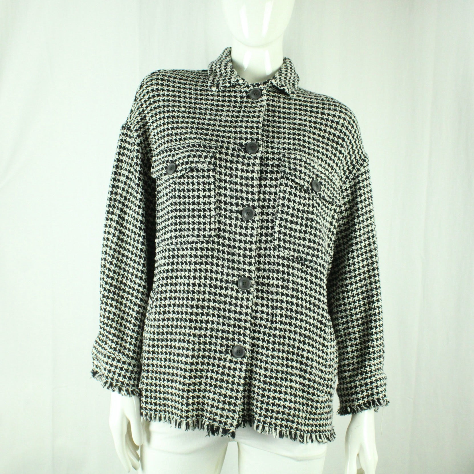 Second Hand ZARA Hemdjacke Gr. S weiß schwarz Hahnentritt (*)