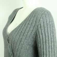 Laden Sie das Bild in den Galerie-Viewer, Second Hand BAUM UND PFERDGARTEN Pullover Gr. M grau V-Neck Strick (*)