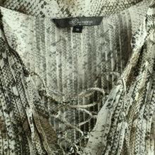 Laden Sie das Bild in den Galerie-Viewer, Second Hand PRINCESS GOES HOLLYWOOD Bluse Gr. 36 beige braun Animalprint (*)