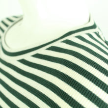 Laden Sie das Bild in den Galerie-Viewer, Second Hand MADS NORGAARD Longsleeve Gr. M Mod. Tuba grün creme gestreift (*)