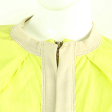 Laden Sie das Bild in den Galerie-Viewer, Second Hand SCHUMACHER Windbreaker Gr. S gelb beige Jacke (*)