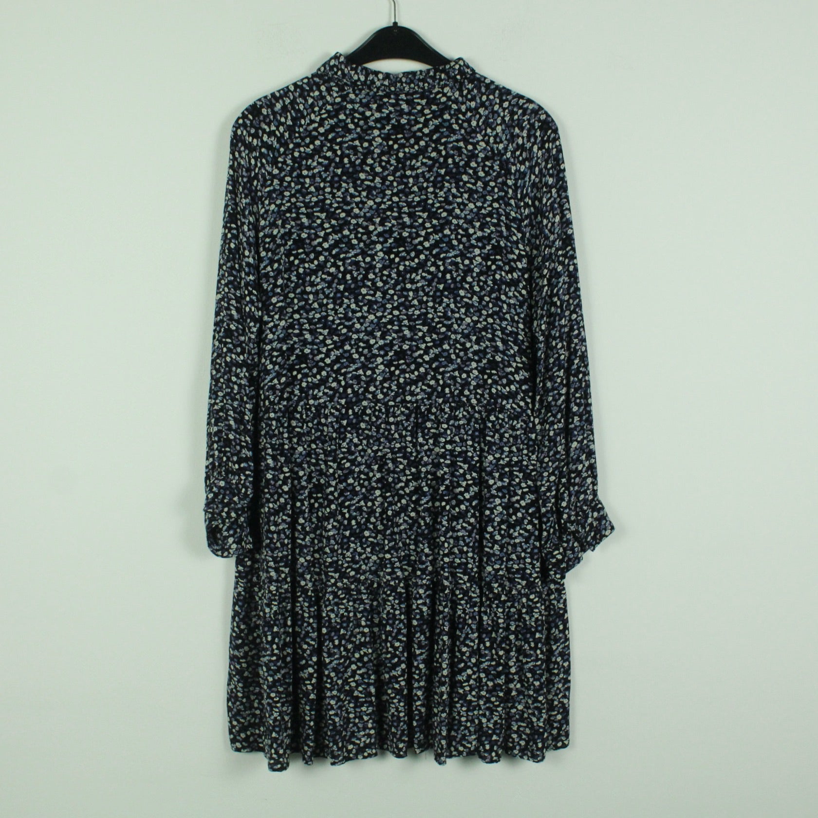 Second Hand BOII Kleid Gr. M blau geblümt (*)