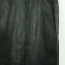 Laden Sie das Bild in den Galerie-Viewer, Second Hand ENRICO MANDELLI Lederrock Gr. dt. 38 | ital. 42 schwarz (*)