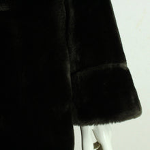 Laden Sie das Bild in den Galerie-Viewer, Second Hand GOLDSTEIN COPENHAGEN Fake Fur Mantel Gr. 42 braun (*)