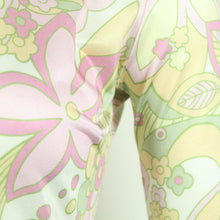 Laden Sie das Bild in den Galerie-Viewer, Second Hand NLY ONE Bluse Gr. M mehrfarbig 70s Style NEU (*)