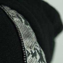 Laden Sie das Bild in den Galerie-Viewer, Second Hand REPLAY Hoodie Gr. M schwarz mit Applikation (*)