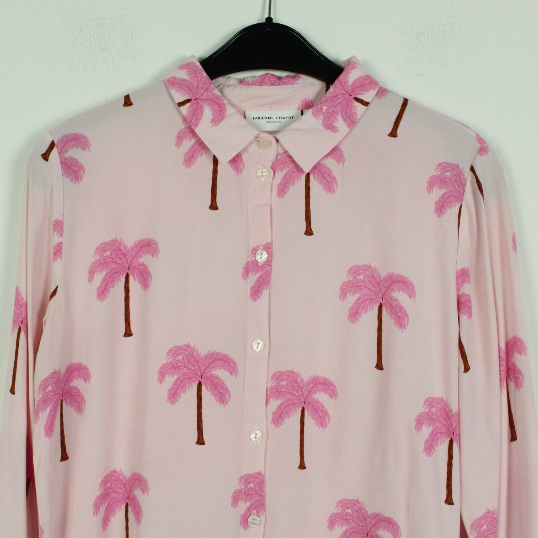 Frontdetail Second Hand FABIENNE CHAPOT Bluse Gr. S rosa Palmen (*)