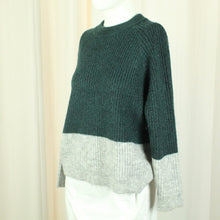 Laden Sie das Bild in den Galerie-Viewer, Second Hand ENVII Pullover mit Wolle Gr. XS grün grau meliert Glitzer Strick (*)
