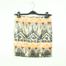 Laden Sie das Bild in den Galerie-Viewer, Second Hand DRY LAKE Pailettenrock Gr. S Modell: Ida Skirt mehrfarbig (*)
