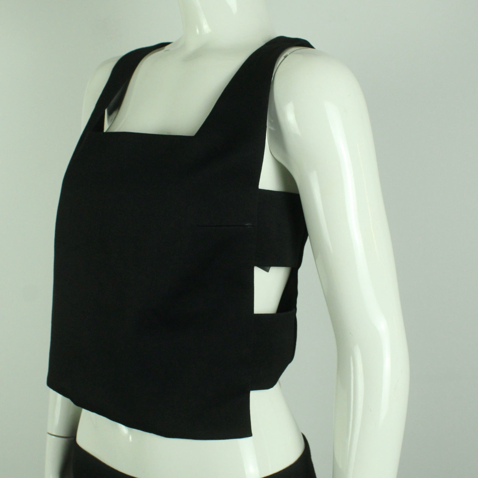 Second Hand BA&SH Tops Gr. 1 schwarz uni Cut Outs (*)