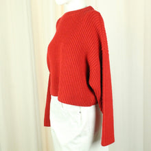 Laden Sie das Bild in den Galerie-Viewer, Second Hand ENVII Pullover Gr. S rot uni Strick (*)