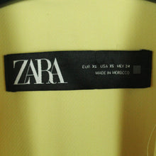 Laden Sie das Bild in den Galerie-Viewer, Second Hand ZARA Blazer Gr. XS gelb uni Jacke (*)
