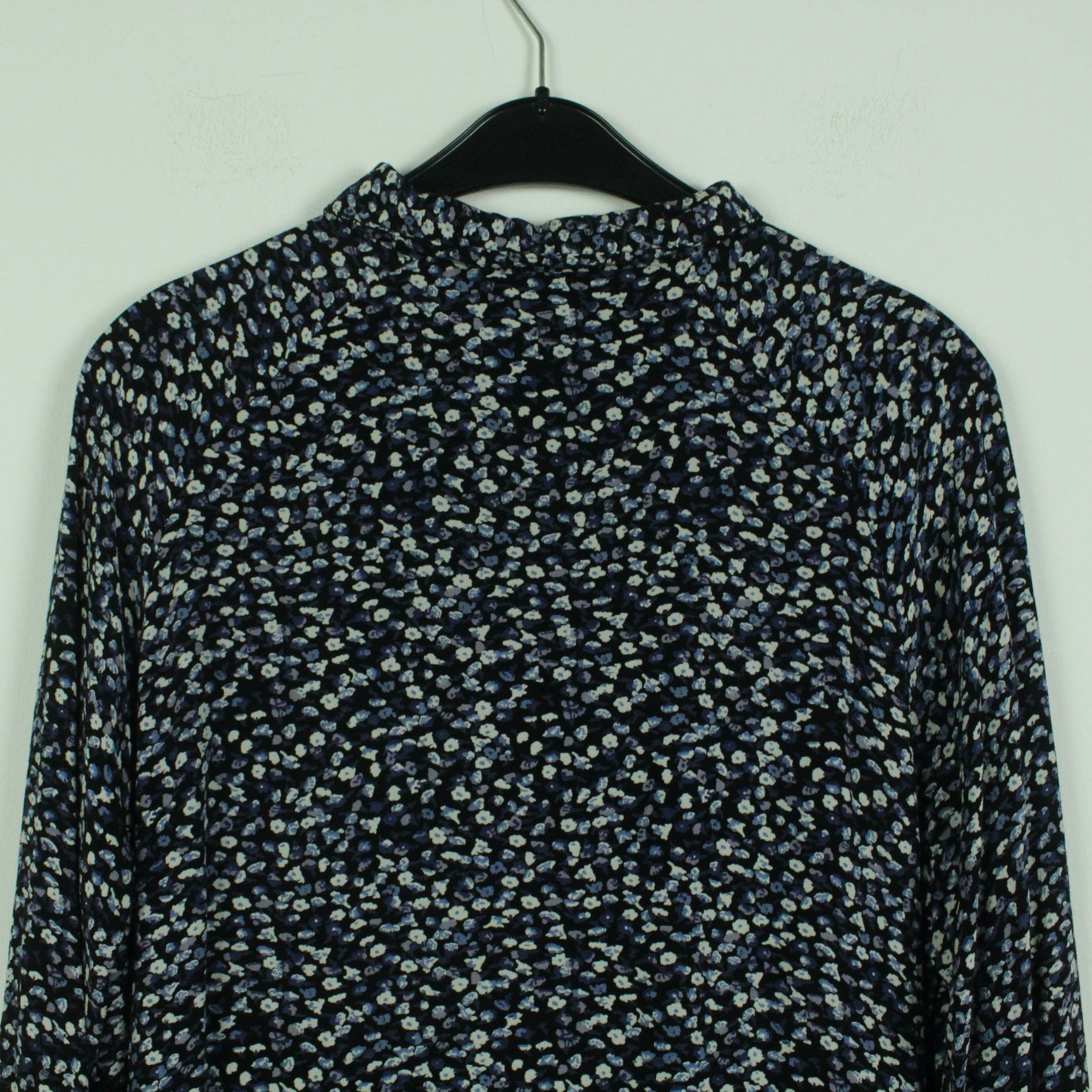 Second Hand BOII Kleid Gr. M blau geblümt (*)