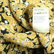 Laden Sie das Bild in den Galerie-Viewer, Second Hand GANNI Bluse Gr. M mehrfarbig geblümt (*)