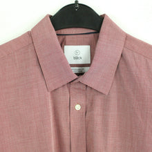 Laden Sie das Bild in den Galerie-Viewer, Second Hand BLÄCK Hemd Gr. M rot langarm - regular fit (*)