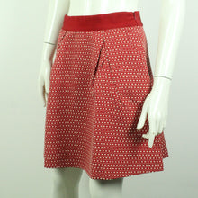 Laden Sie das Bild in den Galerie-Viewer, Second Hand MOSCHINO JEANS Rock Gr. 36 rot weiß gemustert (*)