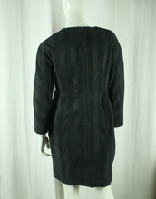 Laden Sie das Bild in den Galerie-Viewer, Second Hand COS Kleid Gr. 42 schwarz gestreift 3/4-Arm (*)