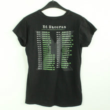 Laden Sie das Bild in den Galerie-Viewer, Vintage ED SHEERAN T-Shirt / Bandshirt Gr. L schwarz mit Print und Backprint (*)