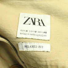 Laden Sie das Bild in den Galerie-Viewer, Second Hand ZARA Hemd Gr. M hellbraun uni oversized (*)