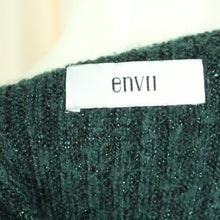 Laden Sie das Bild in den Galerie-Viewer, Second Hand ENVII Pullover mit Wolle Gr. XS grün grau meliert Glitzer Strick (*)