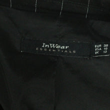 Laden Sie das Bild in den Galerie-Viewer, Second Hand INWEAR Blazer Gr. 38 schwarz weiß gestreift Jacke (*)