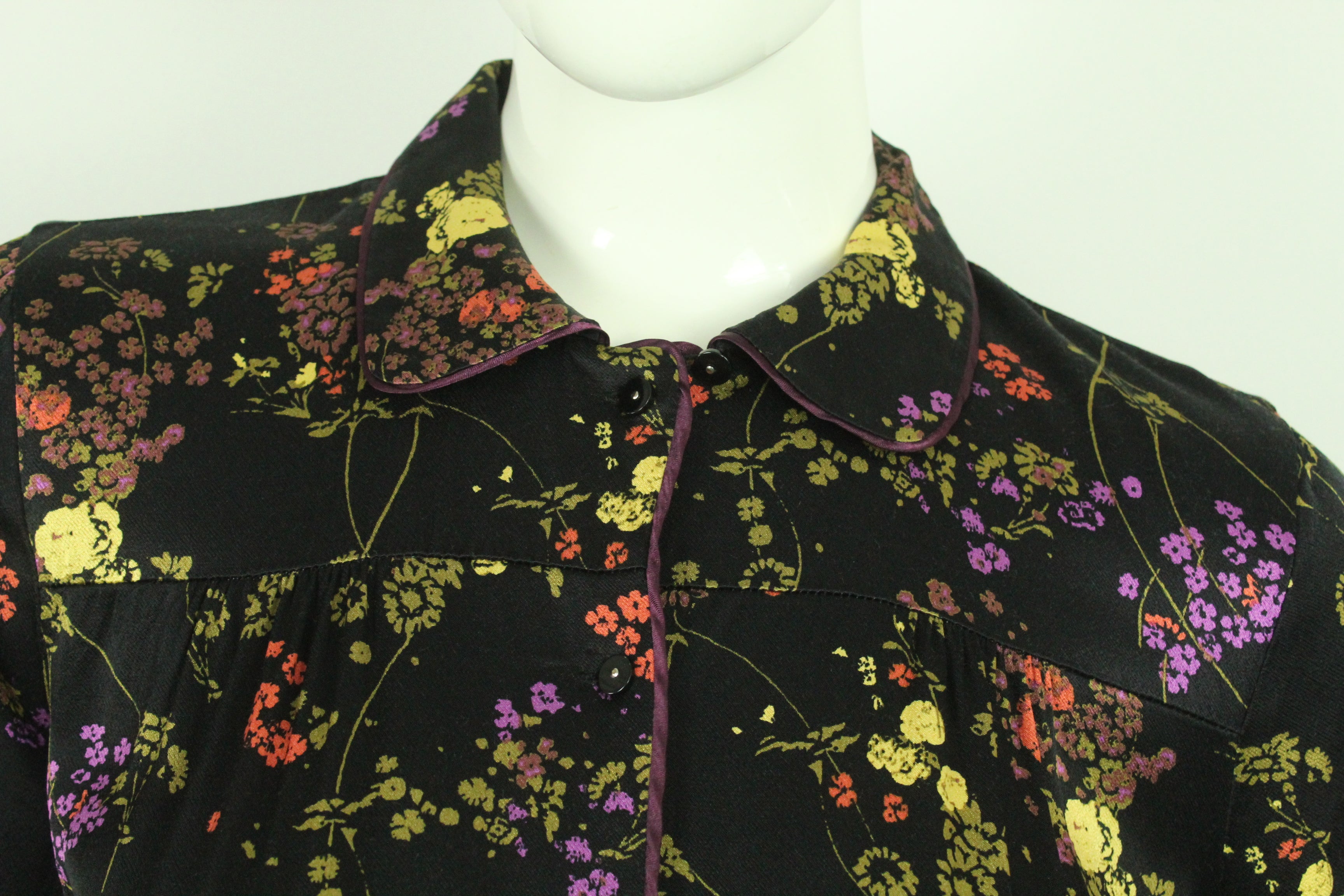 Second Hand BAUM UND PFERDGARTEN Bluse Gr. 40 schwarz bunt geblümt (*)