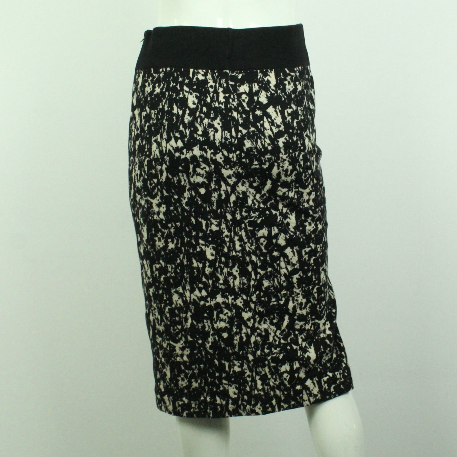 Second Hand HUGO BOSS Rock Gr. S schwarz creme Stretchrock (*)