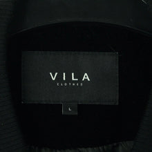 Laden Sie das Bild in den Galerie-Viewer, Second Hand VILA Samtblouson Gr. L schwarz uni Samt Jacke (*)