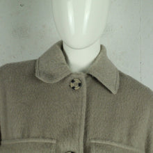 Laden Sie das Bild in den Galerie-Viewer, Second Hand GINA TRICOT Mantel mit Wolle Gr. XS beige grau (*)
