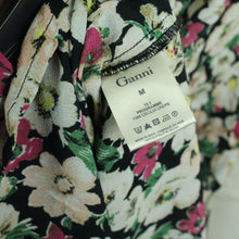 Laden Sie das Bild in den Galerie-Viewer, Second Hand GANNI Bluse Gr. M schwarz bunt geblümt  (*)