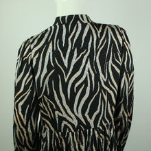 Laden Sie das Bild in den Galerie-Viewer, Second Hand GESTUZ Maxikleid Gr. 36 schwarz mehrfarbig Animalprint (*)