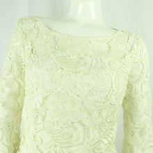 Laden Sie das Bild in den Galerie-Viewer, Second Hand MINX Bluse Gr. 36 creme Mod. Gloria Spitzenbluse Bluse NEU (*)