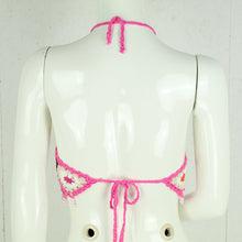 Laden Sie das Bild in den Galerie-Viewer, Boho Stricktop Gr. Einheitsgröße pink mehrfarbig Häkeltop mit Perlen NEU