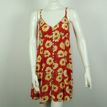 Laden Sie das Bild in den Galerie-Viewer, Vintage Kleid Gr. M rot bunt geblümt (*)