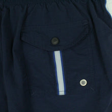 Laden Sie das Bild in den Galerie-Viewer, Vintage NIKE Sportshorts Gr. L blau mit Logo Stickerei Shorts